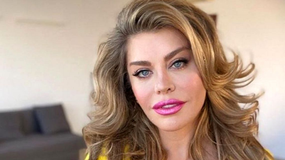 Loredana Groza, dezvăluiri despre primul sărut: ”Mi se părea cel mai cool bărbat”