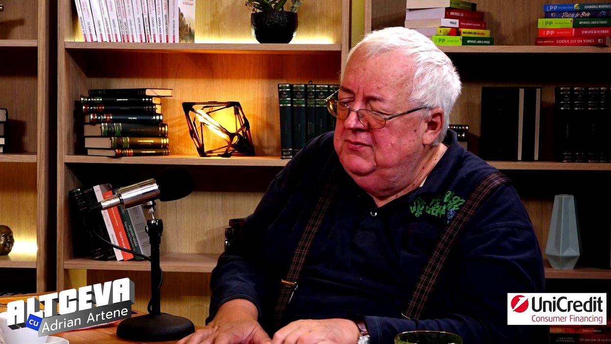 Podcastul "Altceva cu Adrian Artene" este difuzat în fiecare sâmbătă, de la ora 19:00, pe canalul de YouTube dedicat (Foto: captură video)