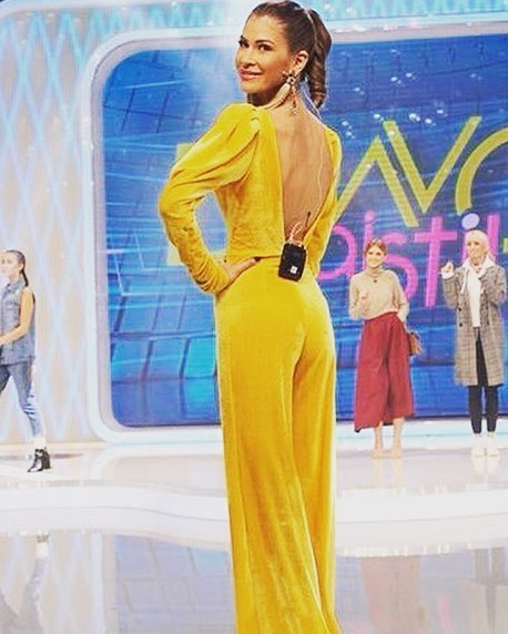 Mama ei s-a opus să…Adevărata poveste a Cristinei de la ”Bravo, ai stil!”