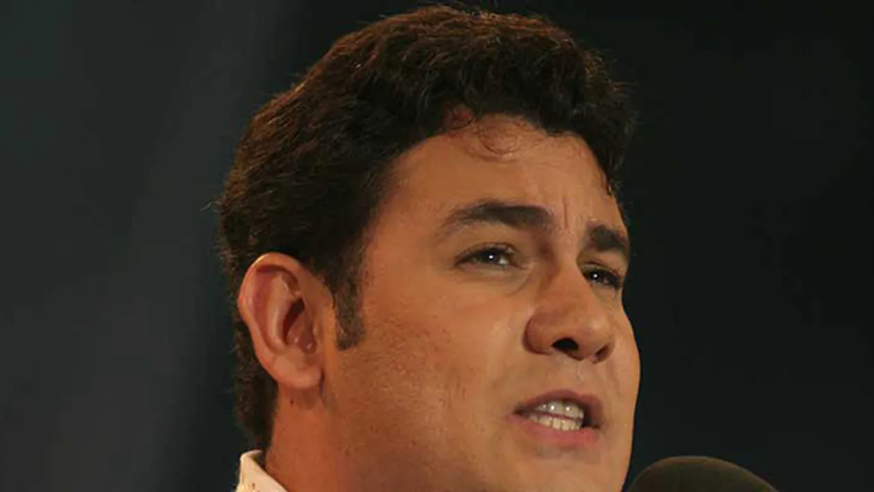 Traistariu si Dolanescu sunt cap de lista! Cum iti iei “teapa” la nunta cu solisti fantoma! De el trebuie sa te feresti!