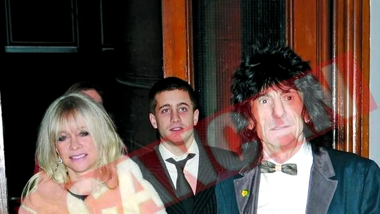 Ronnie Wood, saracit de nevasta