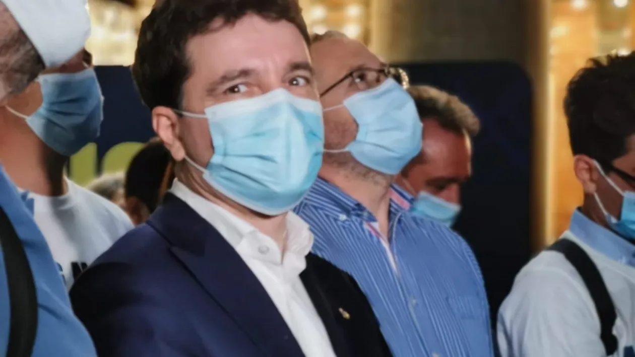 Nicușor Dan, întâlnire cu Klaus Iohannis și Ludovic Orban în pragul alegerilor! Imagini publicate în premieră de GÂNDUL.RO