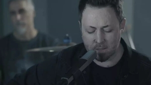 Andrei Găluț, singurul supraviețuitor din trupa Goodbye to Gravity, revine pe scenă: ”Cele două piese reprezintă ambele albume ale formației”