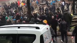 Cutremur puternic în Turcia, din nou! Seismul a avut magnitudinea de 7,7. „Nu știm efectiv unde să fugim”
