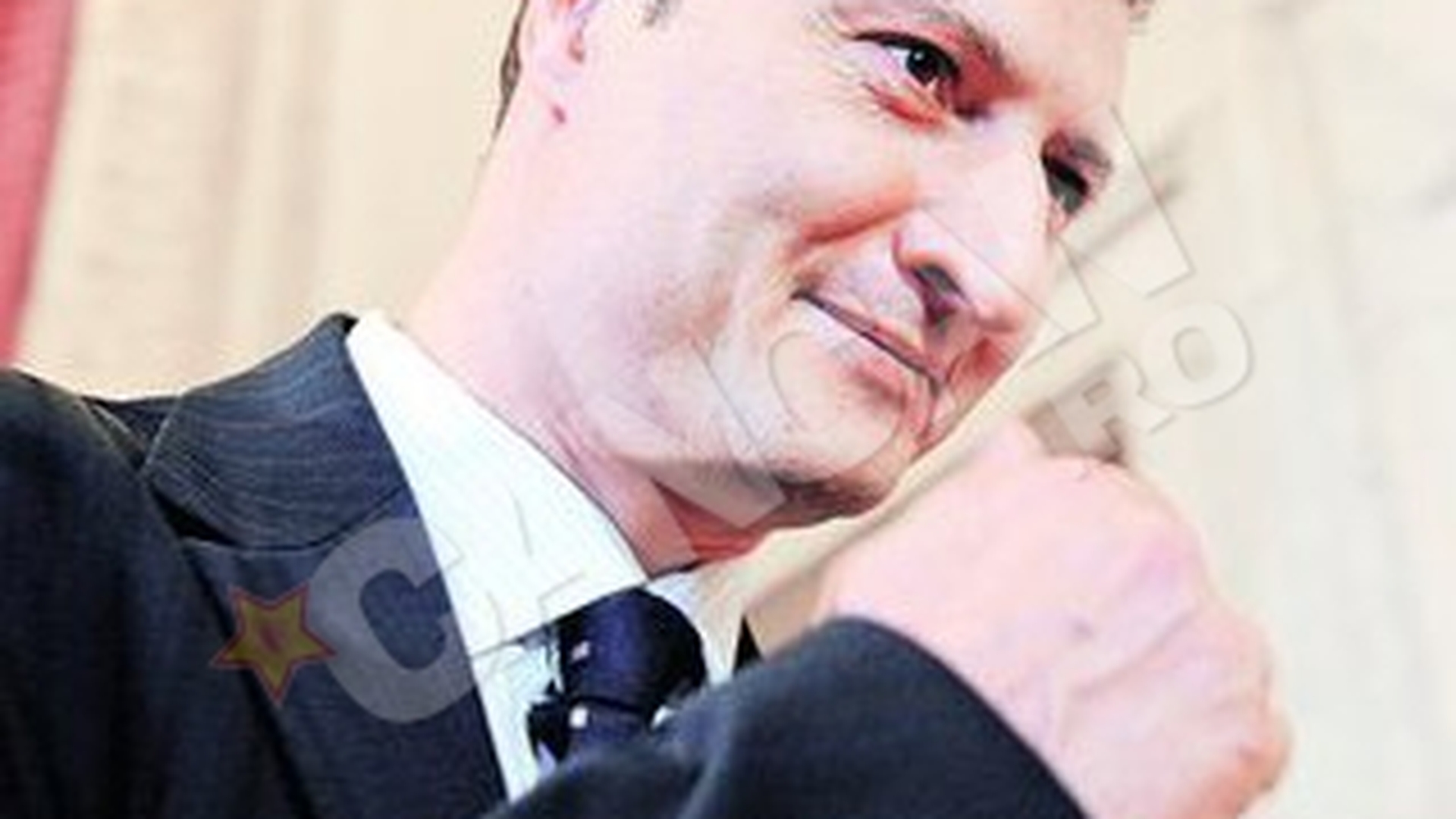 Deputatul Dan Pasat, acuzat ca a terorizat-o pe femeia care i-a daruit un copil! I-a zis iubitei ca o da hrana la pesti