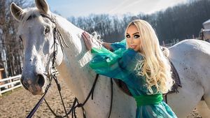 Diana Lucan, vacanță de lux în Mykonos! ”Barbie de România” s-a relaxat alături de familie