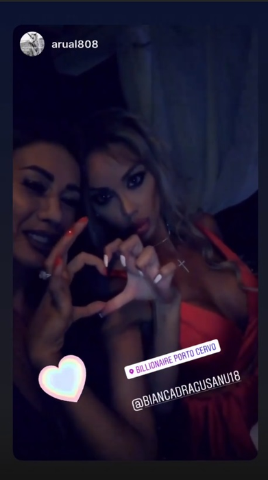Bianca Drăgușanu și soțul ei au trăit momente neașteptate într-un club de lux din Sardinia. Lecția dată de Alex Bodi cârcotașilor