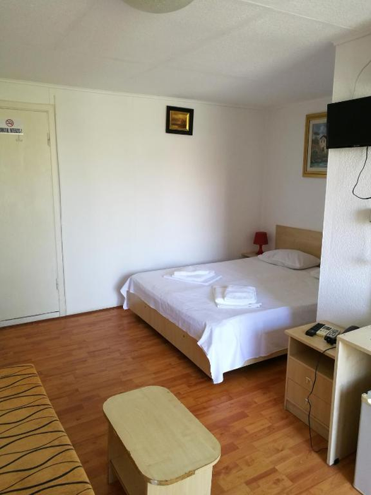 Cameră din cel mai ieftin hotel din Mamaia