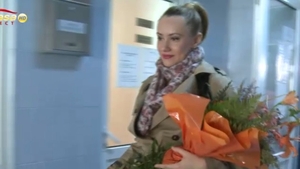 Primele imagini cu Oana Ionita la externarea din spital! "A fost putin mai greu, dar..."