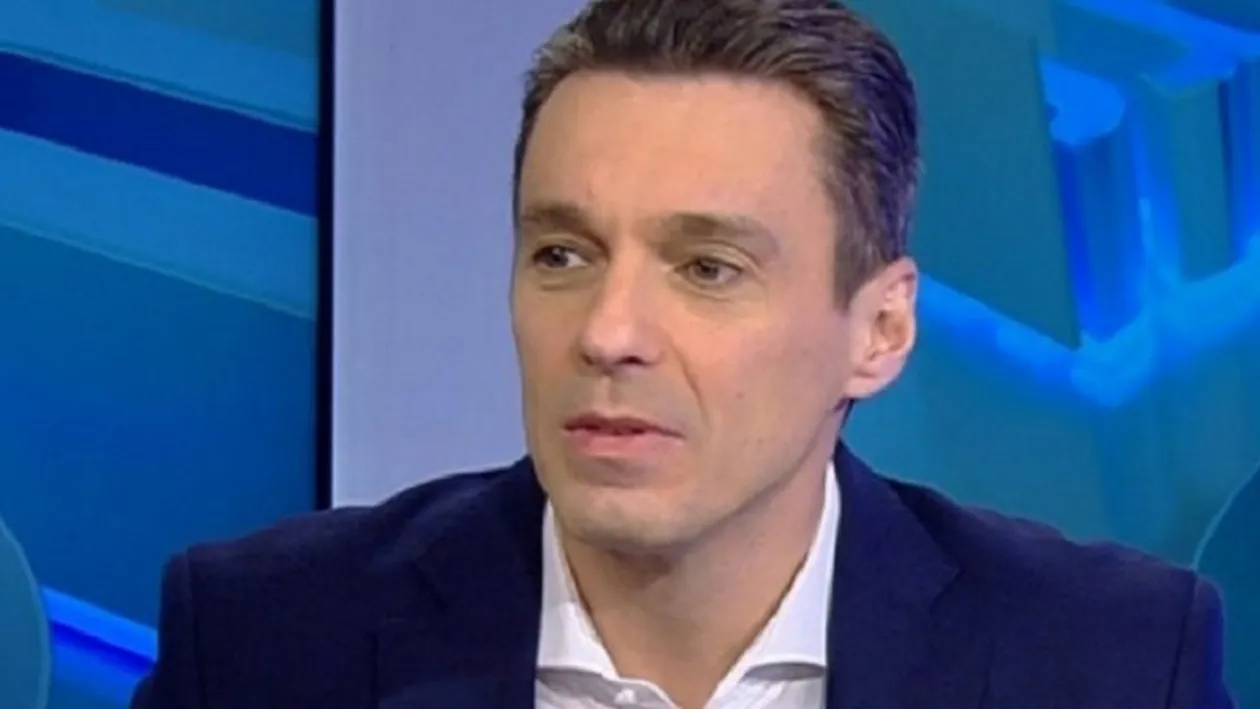 Mircea Badea, oprit de Poliție după ce a plecat de la emisiunea lui de la Antena 3: A venit unul, săracul, și tremura rău. A urlat la mine