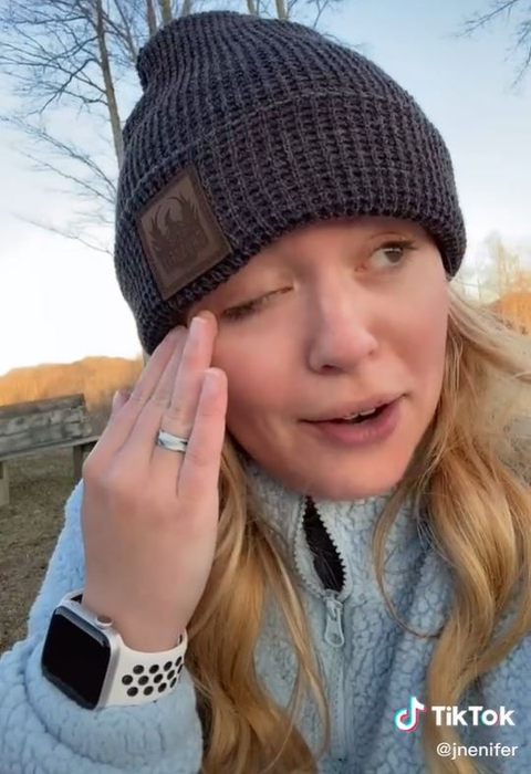 O blondă sexy, gafă colosală pe Instagram, unde a apărut complet goală: “Soacra și alți prieteni mi-au văzut «comoara»”. Cum s-a produs greșeala | VIDEO
