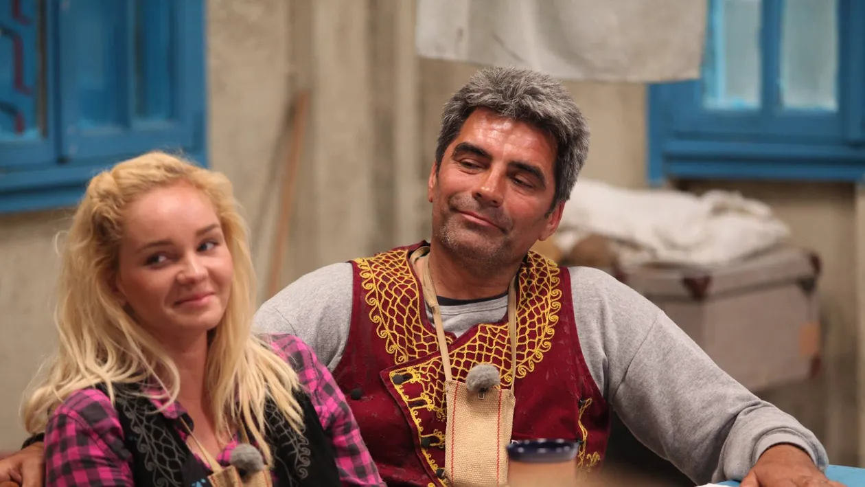 MARIA CONSTANTIN cu MARCEL TOADER, MIRCEA N. STOIAN cu ANDA GHIŢĂ: Cei patru „răboinici“ de la „Ferma Vedetelor“ s-au duelat în... 