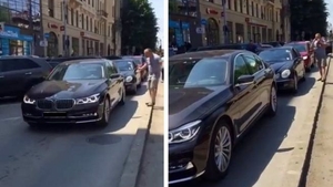 Un sofer din Timisoara a oprit masina in trafic, blocand strada! Furiosi, oamenii s-au dat jos si s-au dus la el. Ce a patit VIDEO