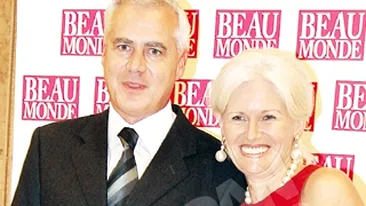 Monica Tatoiu a cumparat doi saci cu haine si sotul i-a aruncat la gunoi