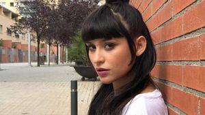 Ce jignitor! Cum era strigată Irina Rimes în copilărie. Cântăreața a crescut la țară, în Moldova