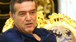 GIGI BECALI a ajuns în Piaţa Victoriei printre protestatari! Ce a declarat acesta