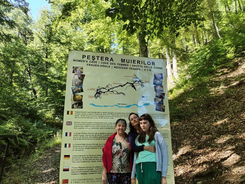 Lucica Bunghez și-a luat în serios rolul de bunică și a avut grijă de nepoata sa, Alesia Sofia, în vârstă acum de 12 ani