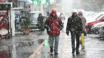 Meteorologii Accuweather anunță o toamnă cum nu prea a mai fost, în România. Ce se întâmplă în septembrie, octombrie și noiembrie 2026, în București. Pe ce dată ninge