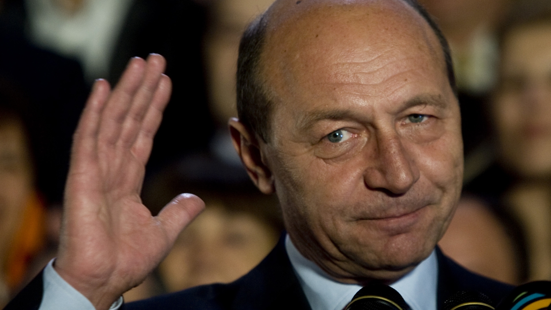 E prima oara cand cineva da cartile pe fata! Ce a “insamantat” Traian Basescu in Elena Udrea si ce legatura exista intre ei