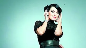 Silvia de la Vegas, ceruta de nevasta pe Facebook!