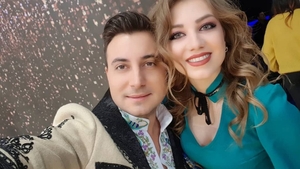 Cât a fost darul la nunta Codruței și a lui Valentin Sanfira. Suma colosală pe care au strâns-o cei doi artiști