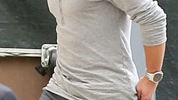 Jennifer Lopez, inselata de Casper Smart... cu un barbat?