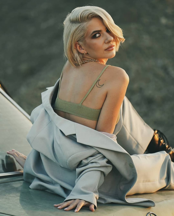 Lidia Buble a vorbit deschis despre despărțirea de Răzvan Simion. Artista le-a mărturisit fanilor în ce relații se află acum cu fostul partener. „Despărțirea este ok. Să o iei de la capăt este ok.”