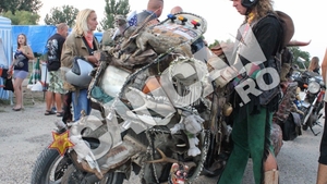 Bikerii pasionati s-au adunat la Satu Mare! Peste 500 de motociclisti au luat parte la parada "bijuteriilor pe doua roti"