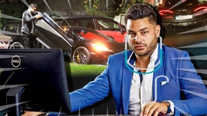”Doctorașul” Biancăi Drăgușanu îl concurează pe Alibec: și-a luat McLaren cu numere roșii de Buzău!