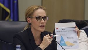 Gabriela Firea, anunț de ultimă oră în contextul susținerii examenelor naționale: „Ne solicită să oprim acest lucru”