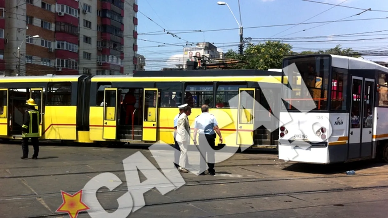 Accident grav in Capitala! 28 de raniti, printre care si un copil, dupa ce doua tramvaie s-au ciocnit in Rahova!