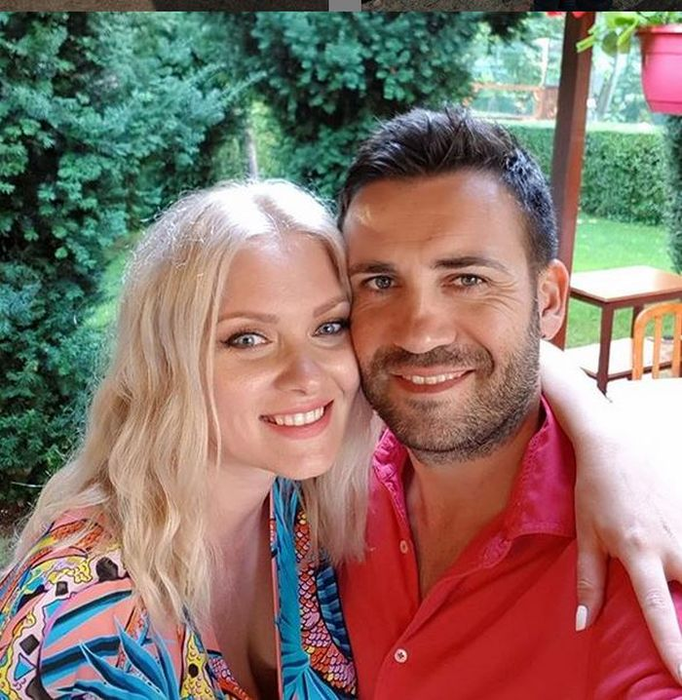V-o mai amintiți pe Cristina Dochianu, ”blonda de la Observator”? Iată cum arată acum