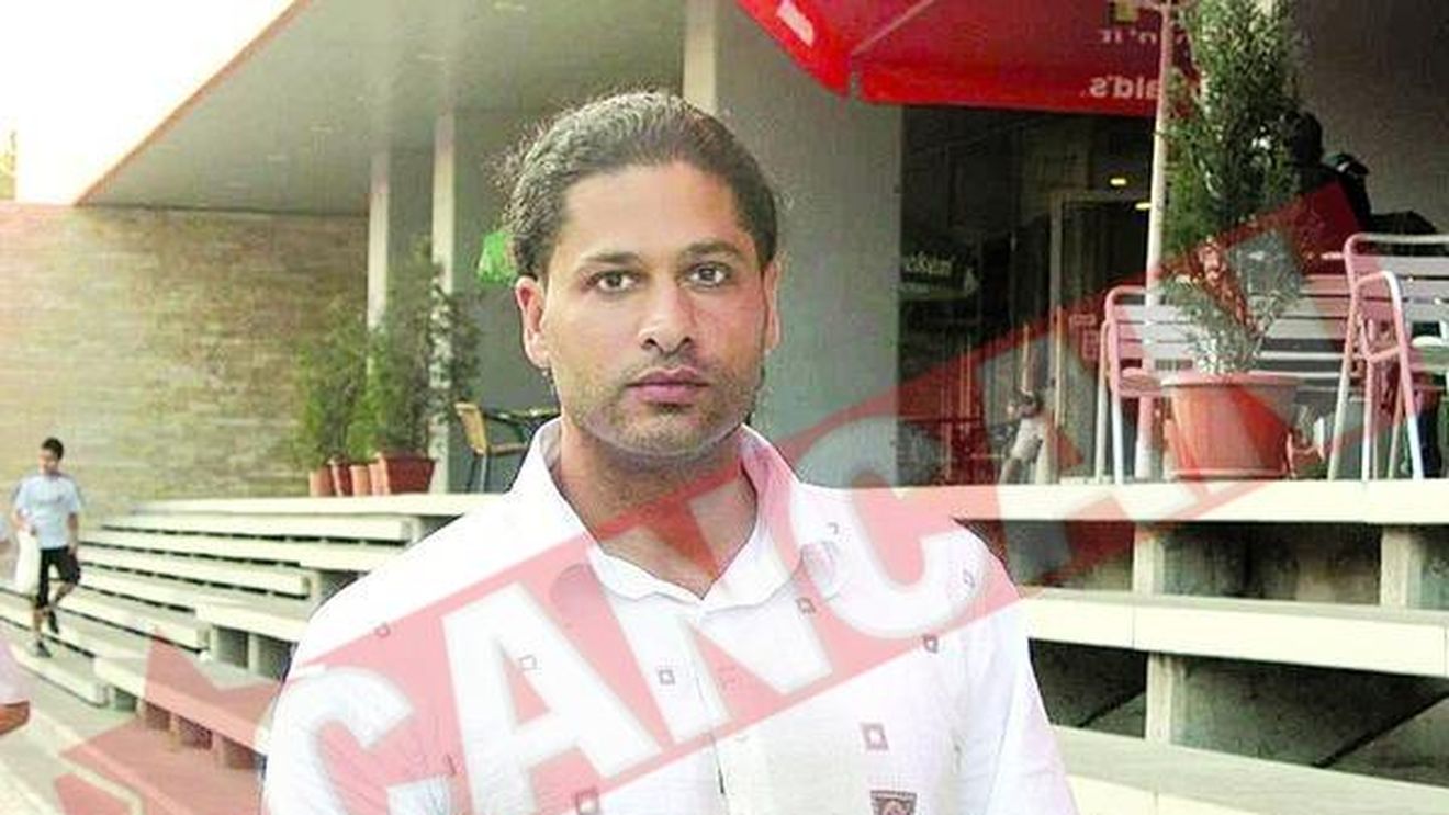 Consiliera de la Educatie s-a impacat cu amantul santajist