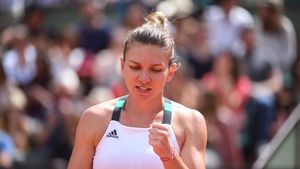 Aceasta e SIMONA HALEP pe care puţini o cunosc: „Îmi plac pantofii cu toc şi-mi plac rochiile...“
