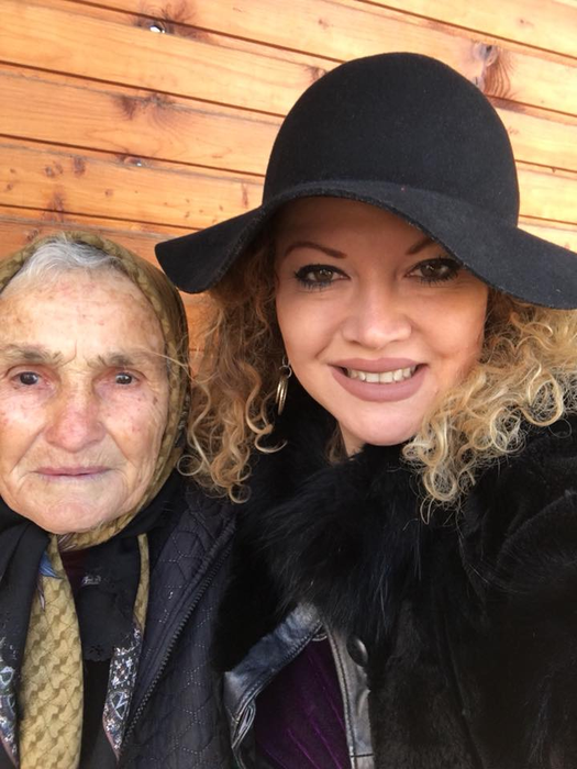 Oana Lis, roșcată! A împărtășit imaginea cu prietenii virtuali