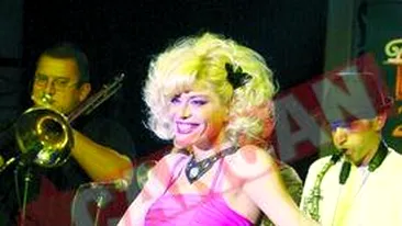 Taxeaza de trei ori mai scump decat taxiul