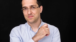 Primarii îl acuză pe ministrul Sănătății că nu le-a ”bugetat” centrele pentru vaccinarea populației! Cum se apără Vlad Voiculescu