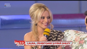 Laura Cosoi radiază de fericire: "Eu şi Cosmin plănuim să avem o familie! Am vorbit deja despre căsnicie şi copii"