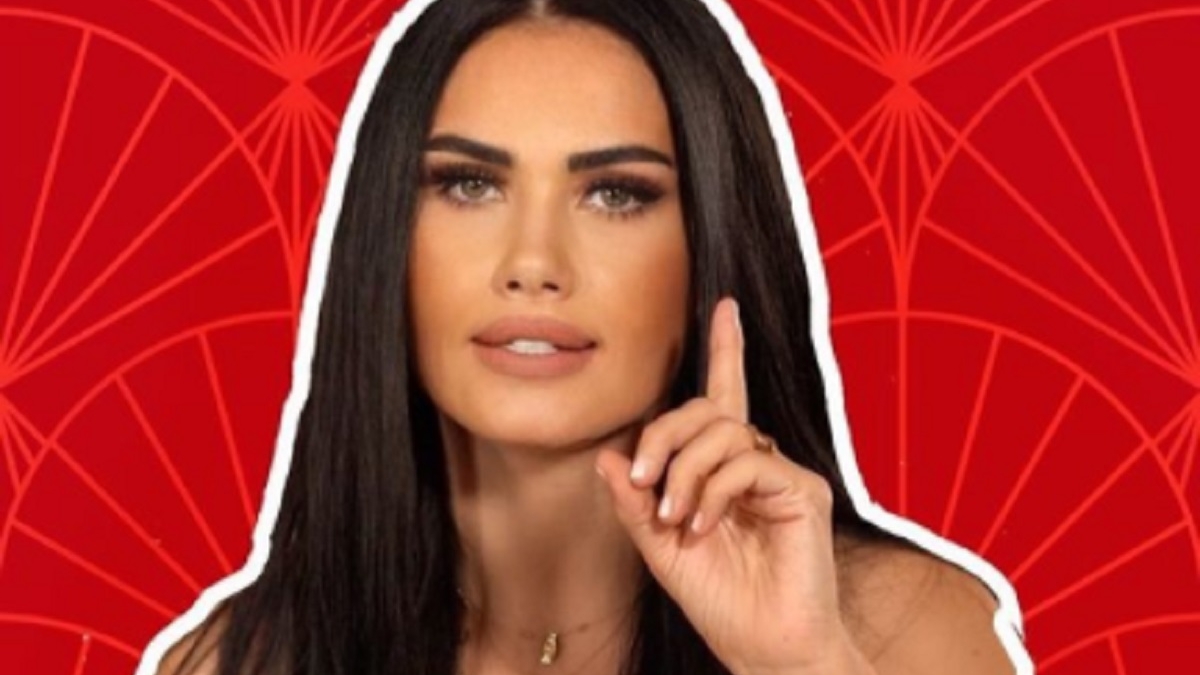 Imagini incredibile cu Oana Zăvoranu. Cum arăta vedeta, în urmă cu 20 de ani