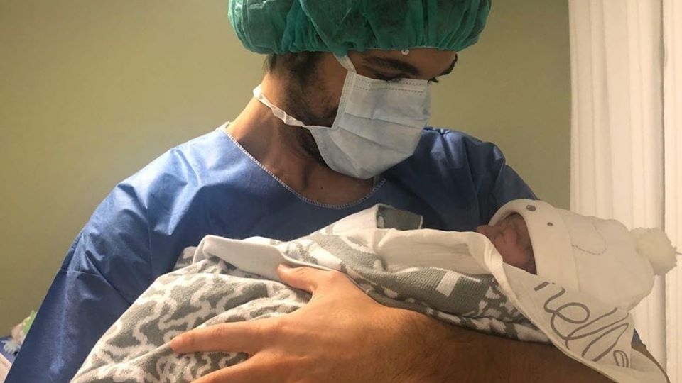 Fotbalistul Tiago Ferreira, de la CS Universitatea Craiova, a devenit tătic. Prima fotografie cu băiețelul lui