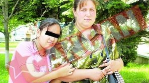 Fata violata de unchi invata pentru a lua note mari