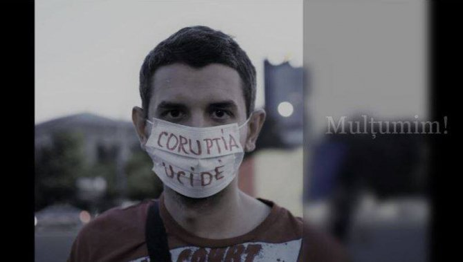 Alexandru Socol, protestatarul fotograf din Piața Victoriei, a murit. Avea doar 33 de ani