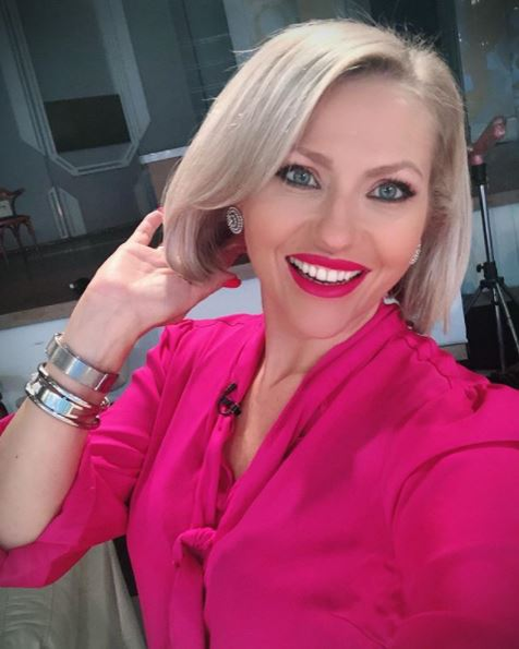 Mirela Vaida, apariție vibrantă pe litoralul românesc. Cum arată în costumul sexy pe care l-a purtat azi la plajă: “Să nu cadă sutienul”