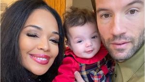 Sarah-Jane Crawford e însărcinată cu al doilea copil: "Brian este de-a dreptul entuziasmat că va fi tată din nou"