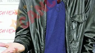 Esti buuuna, dar nu ma insor cu tine!