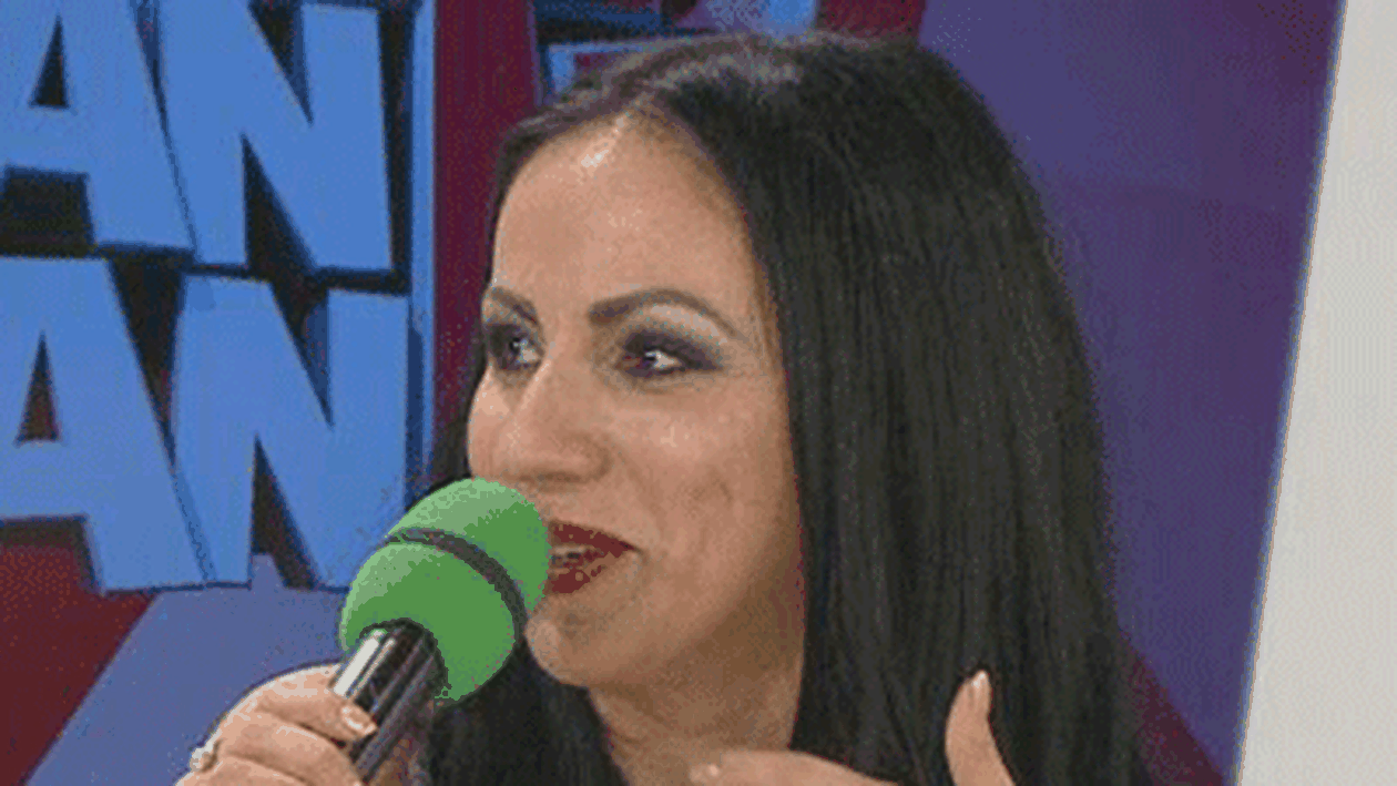 Drama Rocsanei Marcu! Are doi copii din relaţii diferite, dar este tot singură. ”Nu regret nimic”