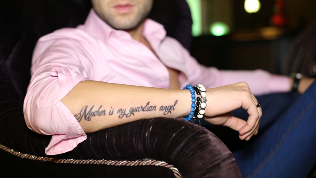 Asta este cea mai frumoasa declaratie de dragoste! Sosia lui Catalin Botezatu si-a tatuat un mesaj care te va face sa plangi!
