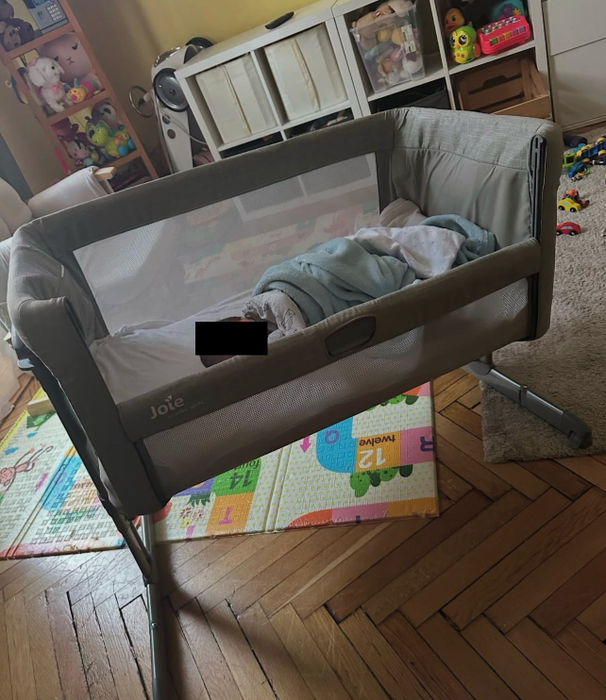 Cum arată apartamentul în care Cristina Cioran își crește cei doi copii. Casa vedetei este plină de jucării