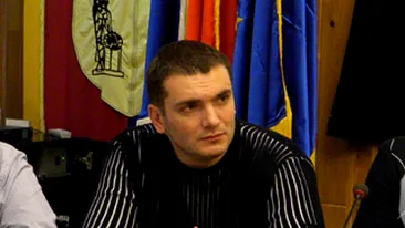 Directorul si contabila firmei Rosal, audiati la DNA, dupa ce procurorii au gasit carduri de combustibil la locuinta primarului din Cluj!