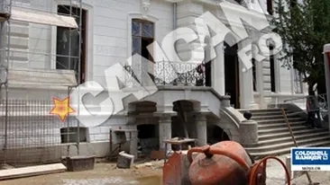 Zece bai, cinematograf inclus, marmura si vitralii spectaculoase! Cea mai scumpa casa din Bucuresti costa peste opt milioane de euro. Vezi cum arata cele mai luxoase 5 vile scoase la vanzare in Capitala!